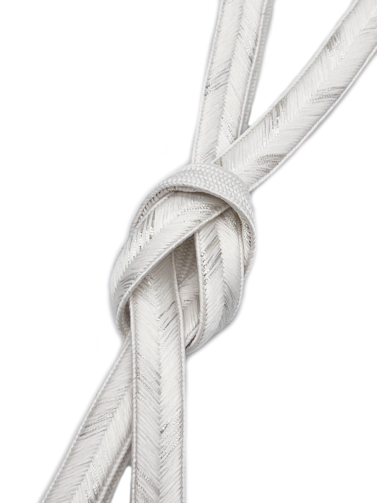 新作】銀の輝きと絶妙なボリュームで上品に映える一本、大和高麗組 帯