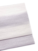 【限定1点/※袋帯でも仕立可】 幅広いシーンに使える！程よいキラキラ 西陣織九寸名古屋帯白×藤 曙光暈し /10周年記念 - 木下着物研究所