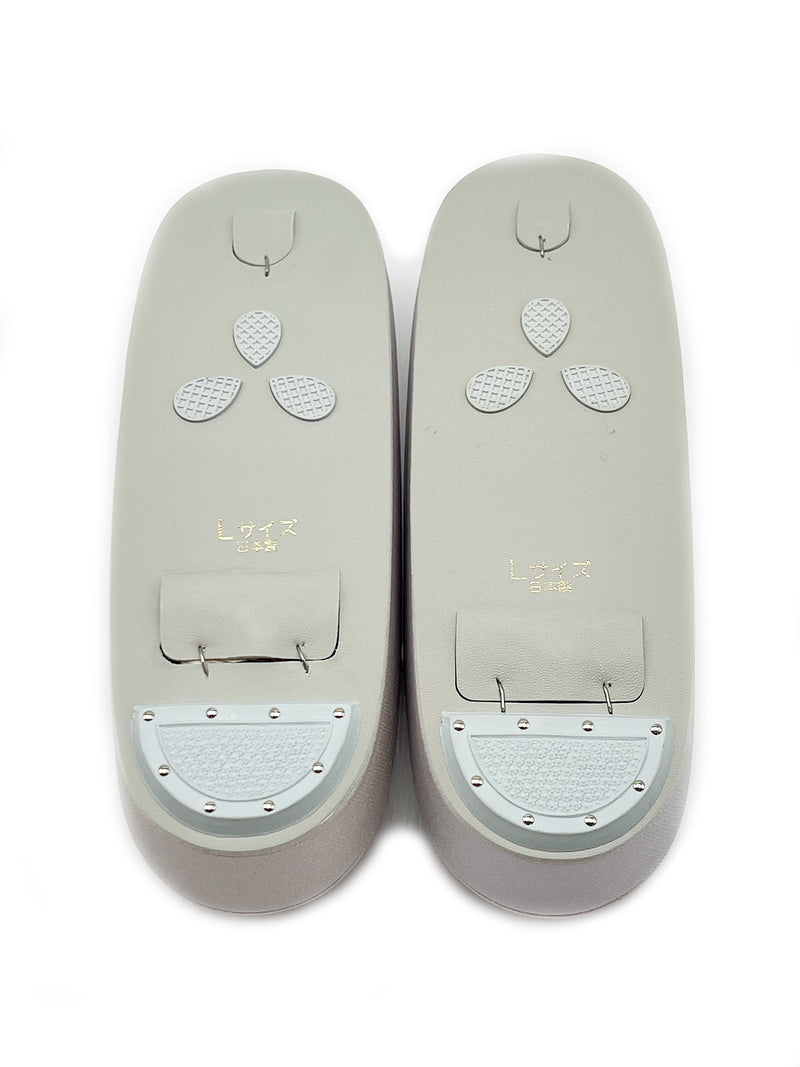 おしゃれは足元から！楽軽で機能面もスグレモノの履物  鼻緒/亀甲薄鼠・台/薄鼠 Lサイズ[紅衣オリジナル]