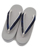 【新作/少量限定】クールだけど優しさもあるカレンブロッソ 鼻緒/紺洋花・台/薄鼠 M/Lサイズ [紅衣オリジナル] - 木下着物研究所