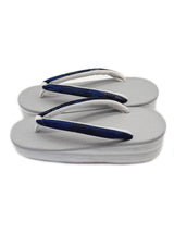 【新作/少量限定】クールだけど優しさもあるカレンブロッソ 鼻緒/紺洋花・台/薄鼠 M/Lサイズ [紅衣オリジナル] - 木下着物研究所