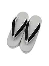 【新作/Mサイズのみ】THE シンプル　カレンブロッソ 鼻緒/帯地黒紅色・台/薄鼠 Mサイズ [紅衣オリジナル] - 木下着物研究所