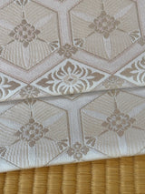 【期限特典】限定１点　大丈夫！と安心感のある西陣織 　本袋袋帯　若松菱/白地 - 木下着物研究所