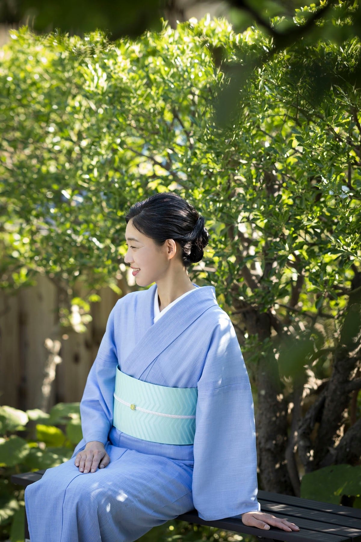 毎日の着物生活を可能にする上質な洗える着物 カラフル色無地[紅衣
