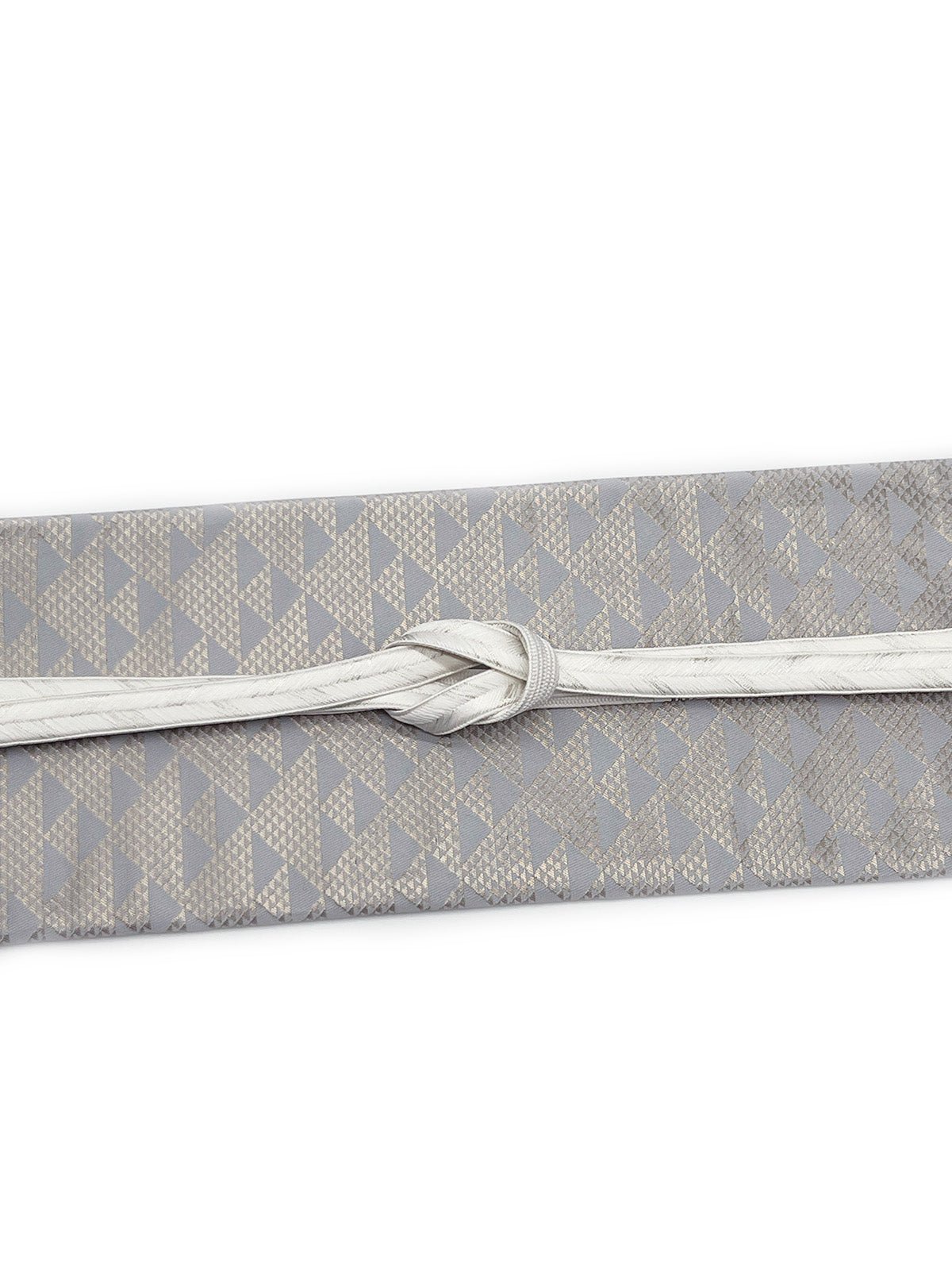 新作】銀の輝きと絶妙なボリュームで上品に映える一本、大和高麗