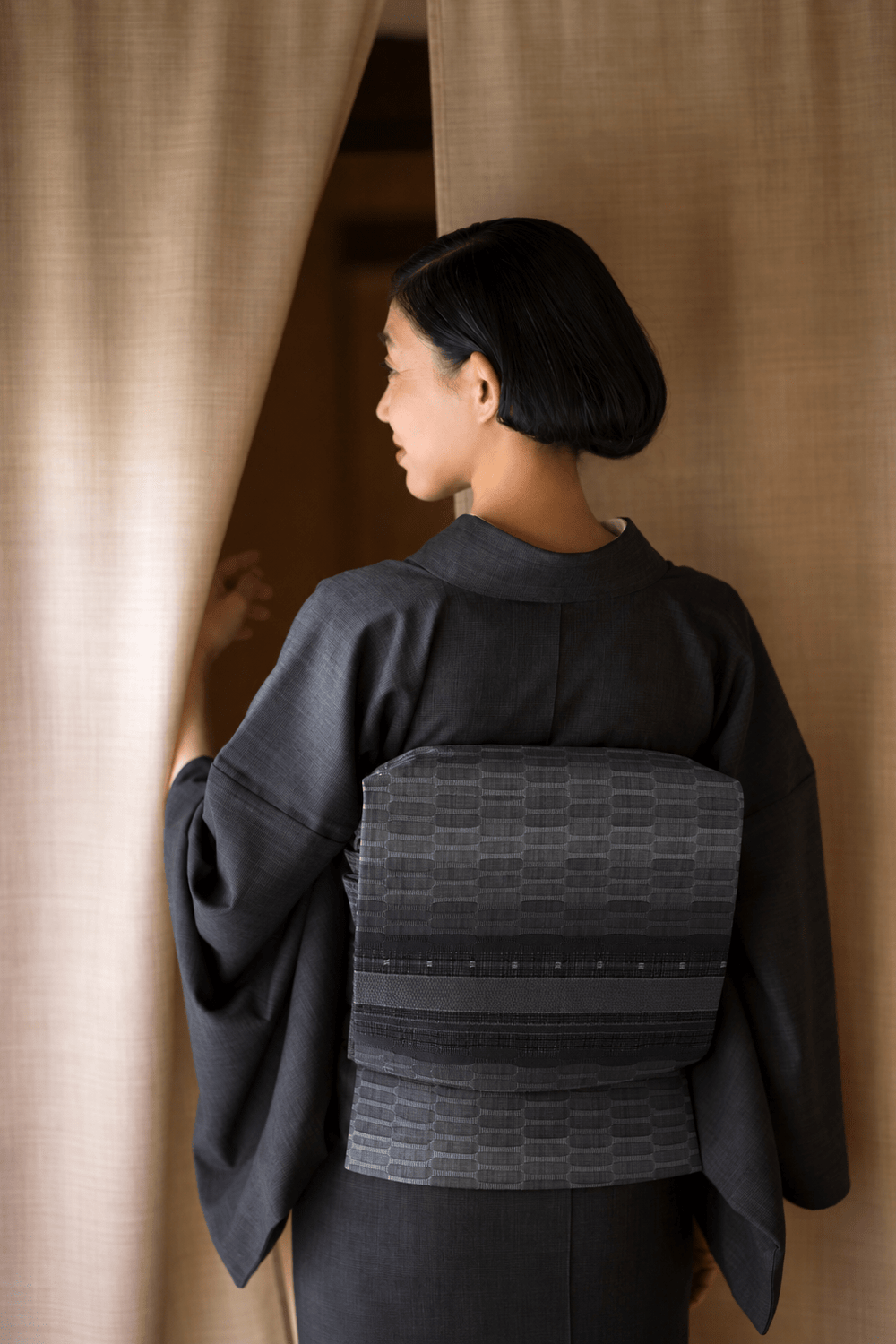 新色/期限特典】今まで無かった見目麗しき帯！博多織 九寸名古屋帯 紅