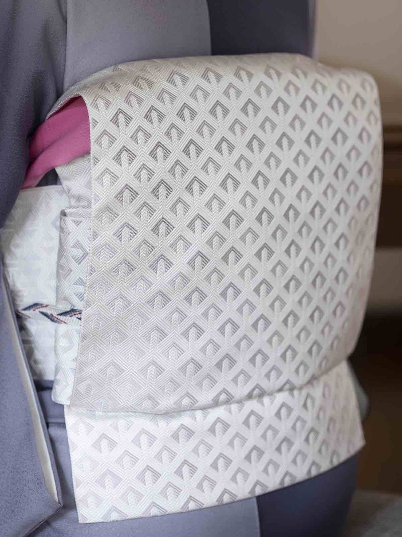 博多 半幅帯 紗　白×赤　透け感あり　さしつけ付き未使用品　ヴィンテージ中古 hakata-obi01_1s-.jpg
