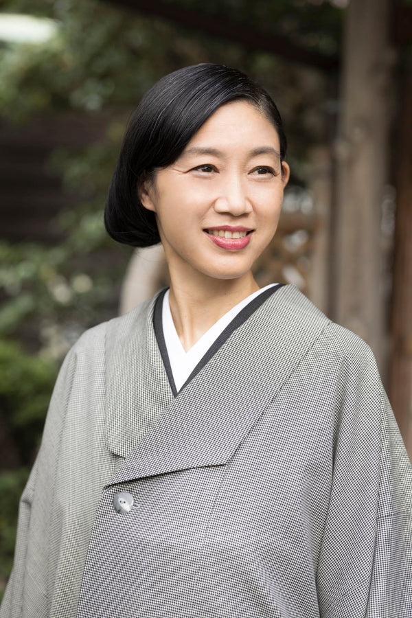 【期限特典/受注】 衿元もシルエットもスッキリ！美衿コート 大人可愛い！千鳥格子　[紅衣オリジナル] - 木下着物研究所