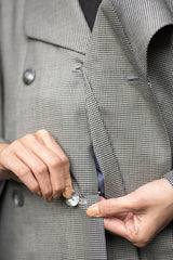 【期限特典/受注】 衿元もシルエットもスッキリ！美衿コート 大人可愛い！千鳥格子　[紅衣オリジナル] - 木下着物研究所