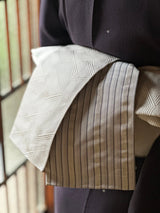 【期限特典/新作】超・半幅帯！大人の上質なリバーシブル小袋帯 網代麻葉 白鼠 博多織 [紅衣オリジナル] - 木下着物研究所