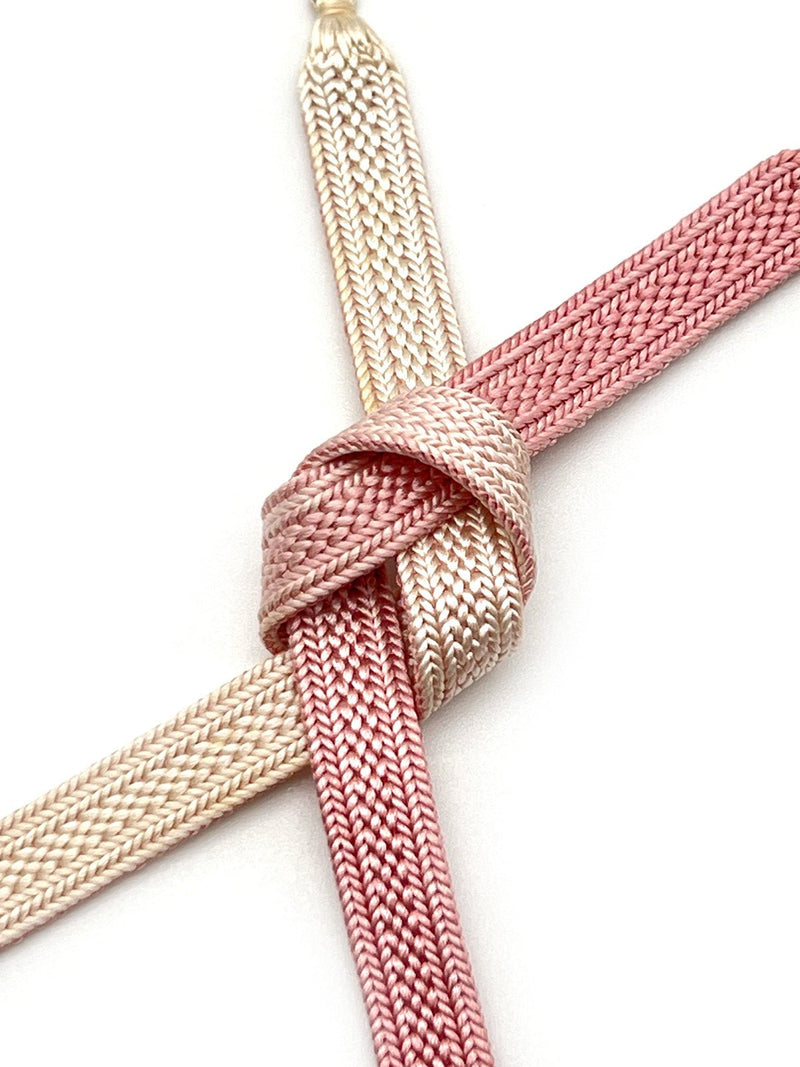 羽織紐祭り♪【各1点限定】コーディネートに効く上下染めぼかし 女性用羽織紐（ピンク系） - 木下着物研究所