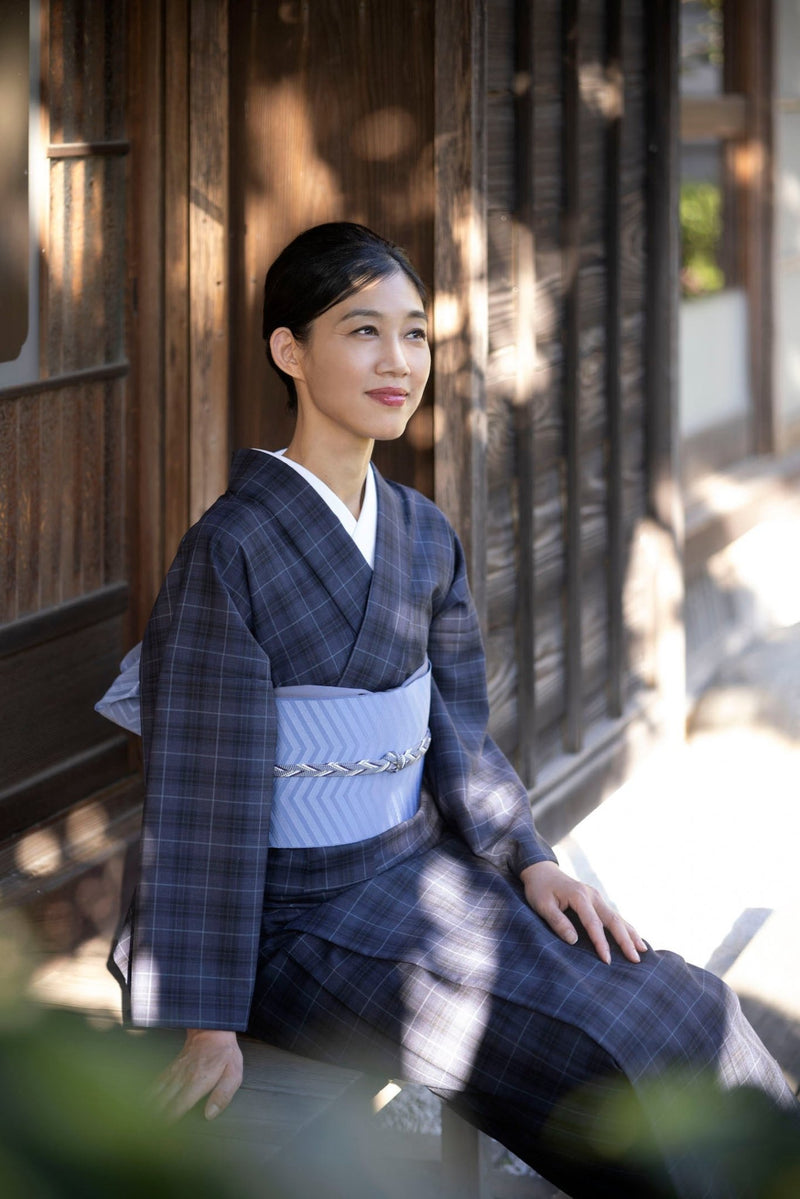 新作スーツ生地の着物⑦紺格子（手縫仕立代込み）※生地確認できます - 木下着物研究所