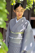 【早割特典】毎日の着物生活を可能にする上質な洗える着物 御召十　鼠地濃淡 [紅衣オリジナル]※手縫いマイサイズ仕立て 単衣夏用 - 木下着物研究所