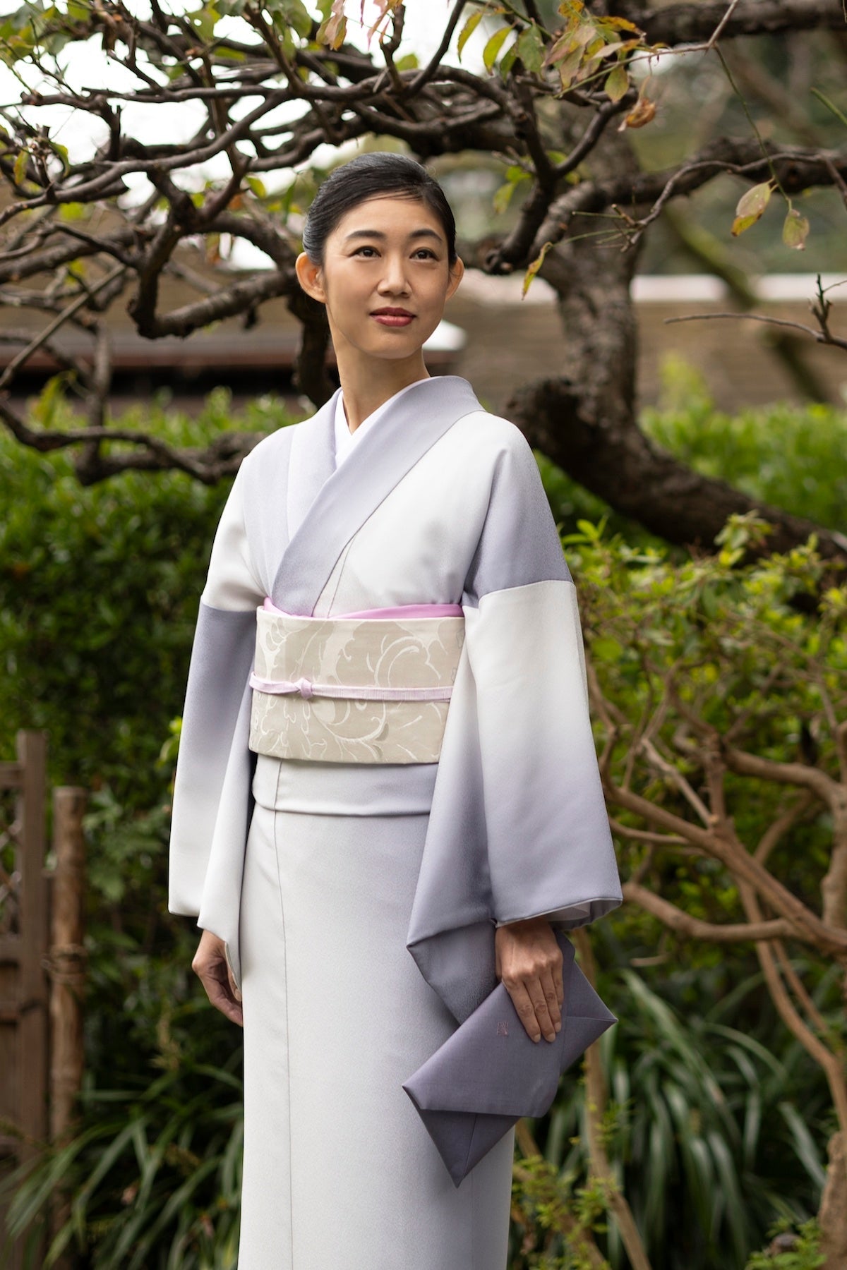 未仕立て　未着用　華紋　黒地　銀糸　西陣織　着物　101a o 未仕立て 未着用 華紋 黒地 銀糸 西陣織 着物 101a o - メルカリ